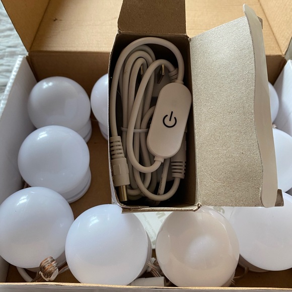 LED Vanity Lights - Picture 3 of 4